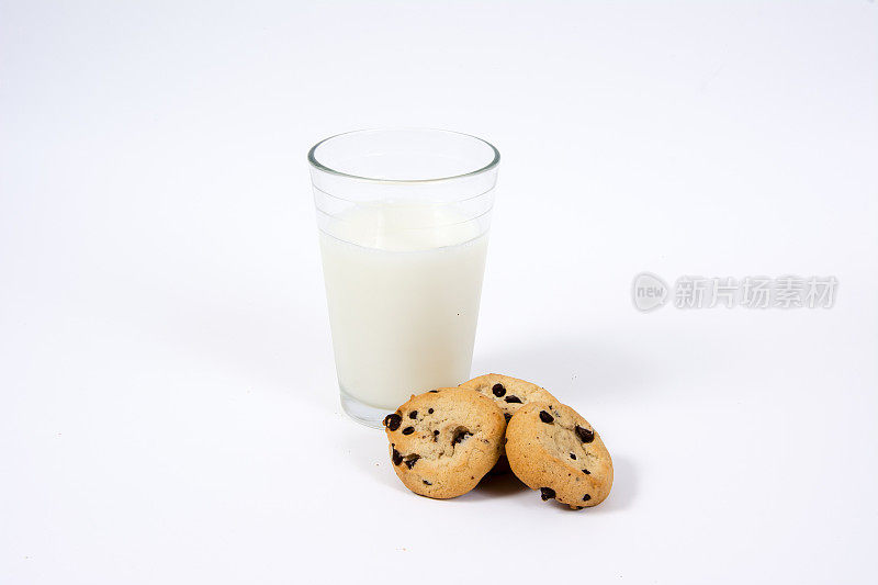 牛奶和饼干
