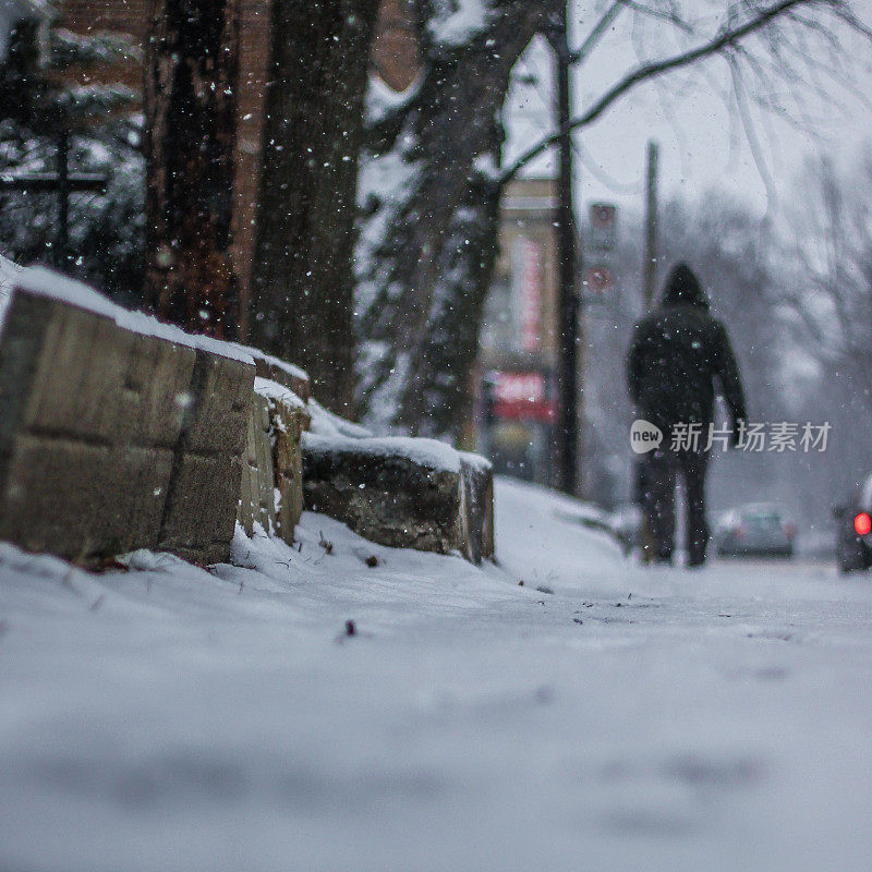 蒙特利尔雪天的街景