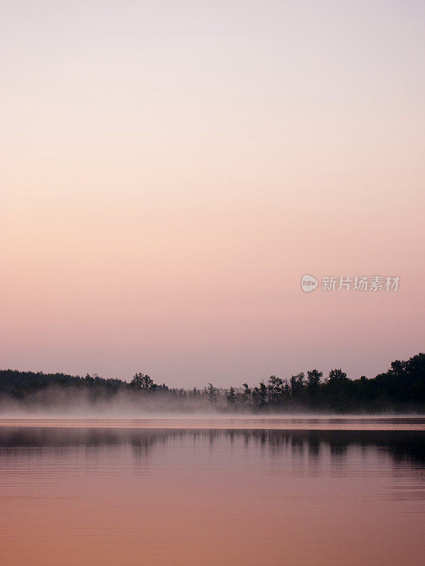 威斯康辛湖上的日出和雾003