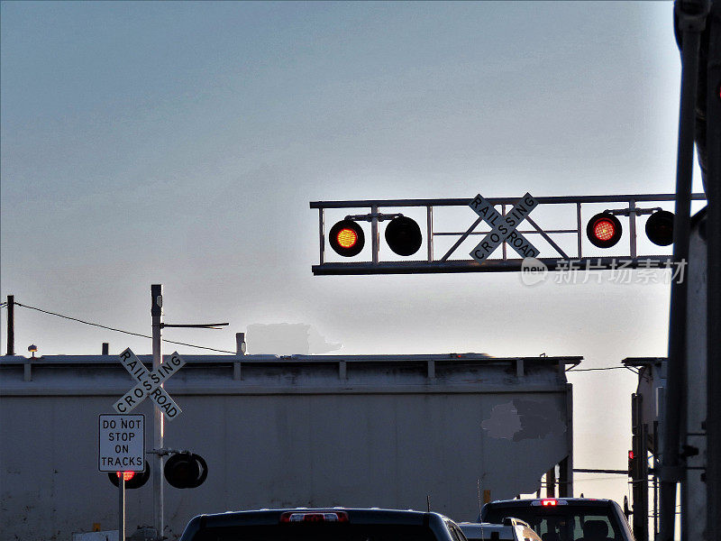 铁路道口标志、信号灯、交通