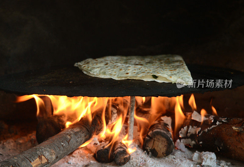 准备传统土耳其食物