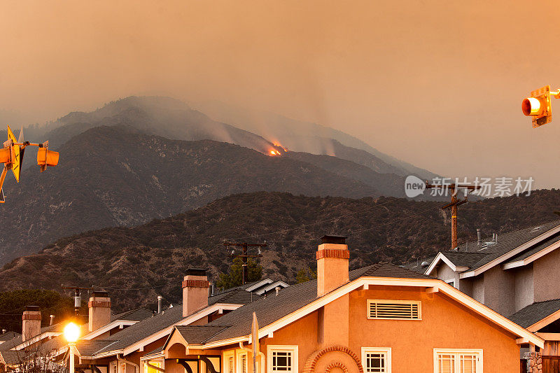 加州尤卡帕山火最严重的年份之一