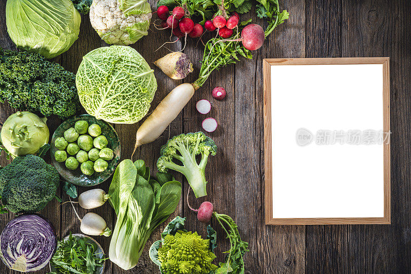 十字花科蔬菜品种如卷心菜，花椰菜，卷心菜，萝卜，羽衣甘蓝，罗马菜，萝卜，芝麻菜