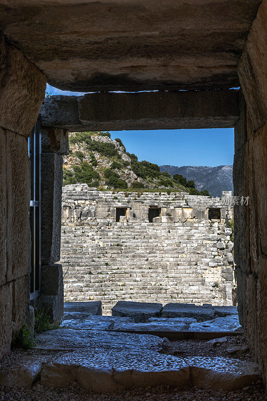 土耳其安塔利亚省德姆雷的古希腊罗马迈拉圆形剧场遗址