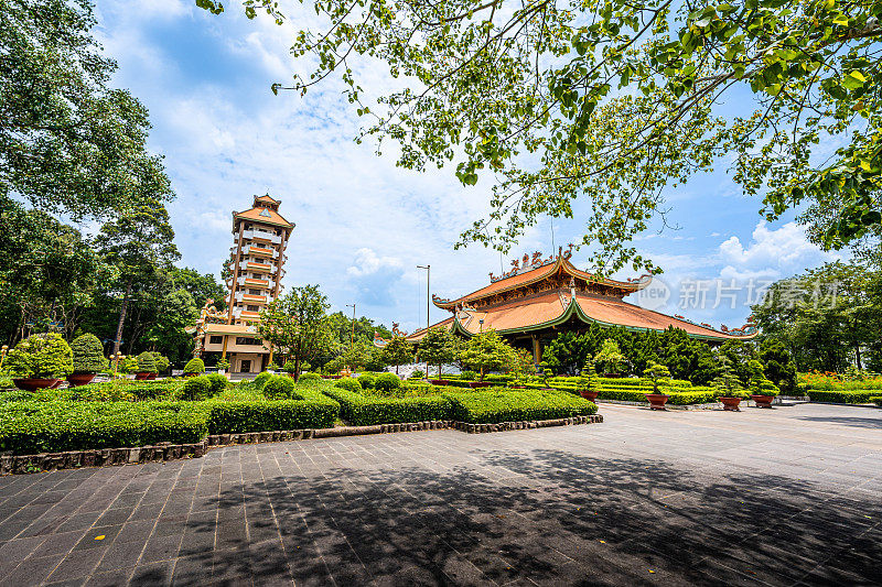 胡志明市本多寺，古芝隧道，古芝隧道旁的历史革命区，1975年以前是越南著名的革命基地。