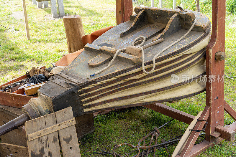 旧的木制铁匠风箱