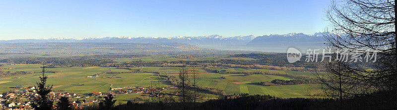 瑞士高原(源自汝拉山脉)
