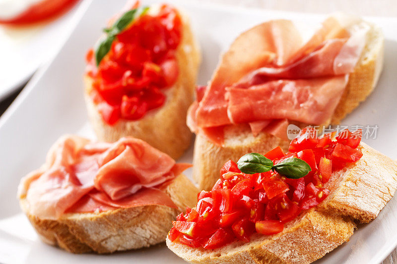 Bruschetta。