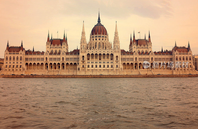 布达佩斯-匈牙利议会大厦
