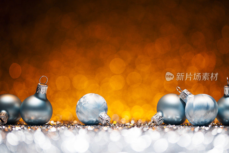 圣诞装饰物-橙色散焦装饰蓝色