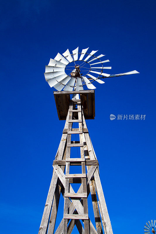 老式美国Windpump