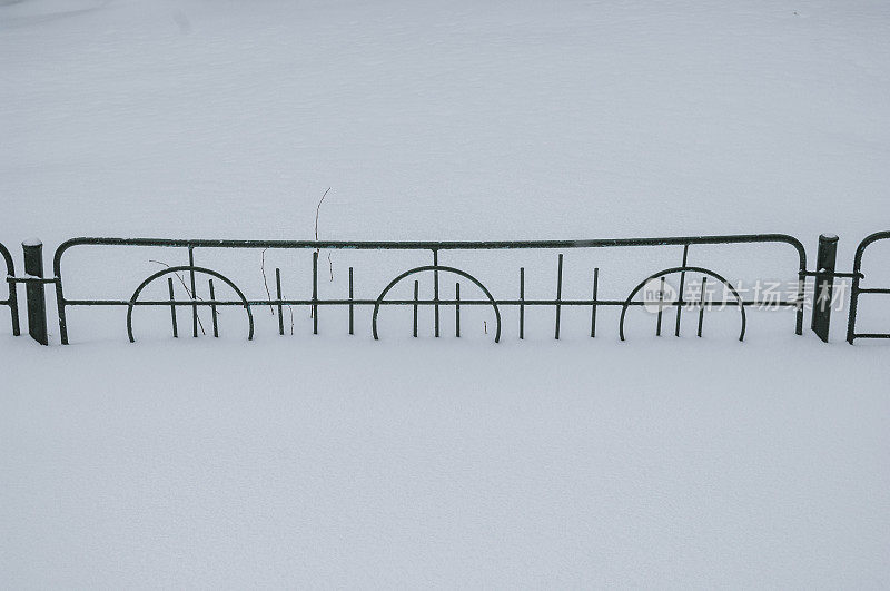 深的雪