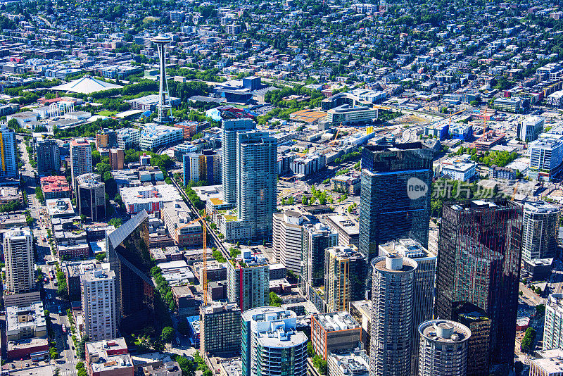 从空中俯瞰西雅图市中心