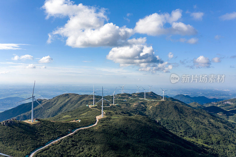 风力发电大面积分布在山区