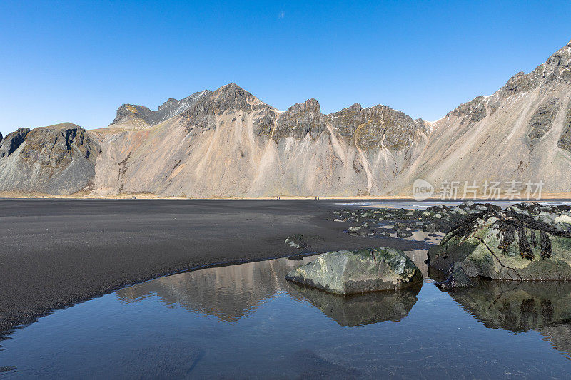 Stokksnes冰岛春天的Vestrahorn