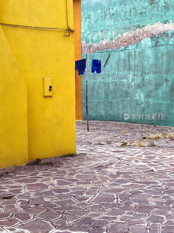 Burano,饱经风霜的墙壁