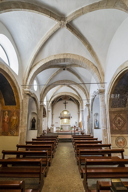 托斯卡纳-卡帕尔比奥的圣尼古拉教堂