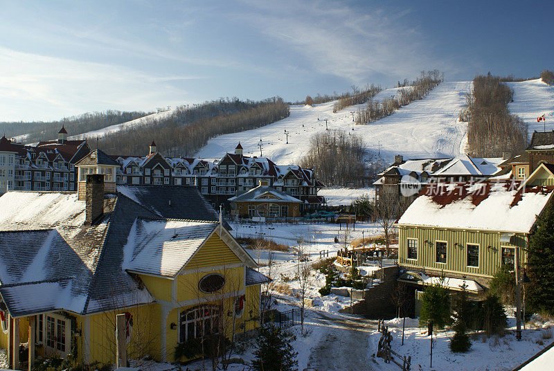 滑雪村