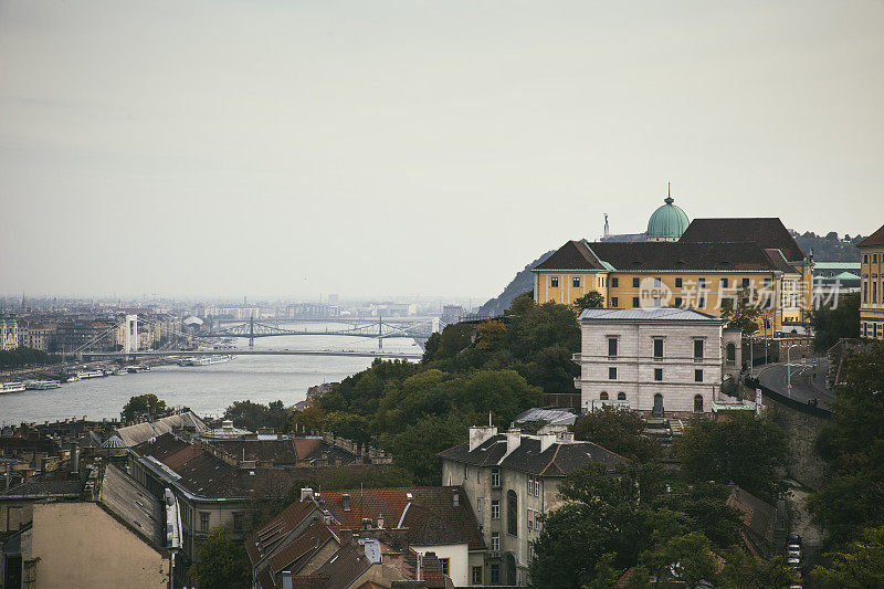 布达佩斯全景从布达城堡区高处拍摄。