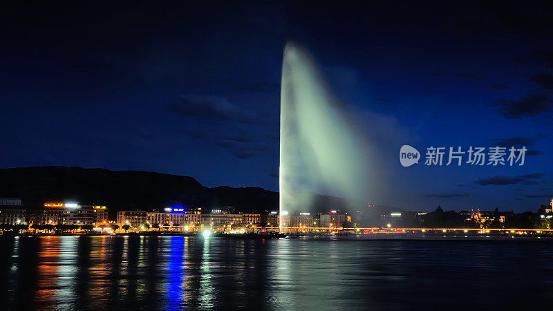 日内瓦湖的大喷泉在夜晚02