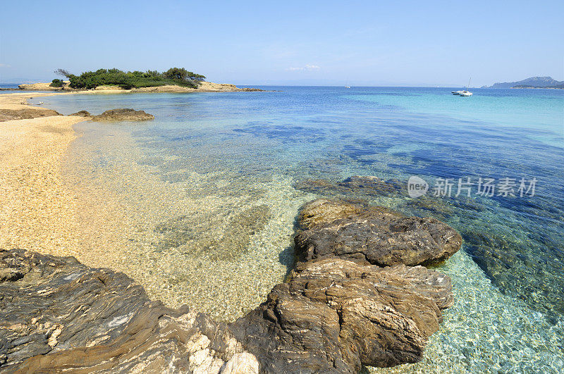 波克雷勒斯的岩岸