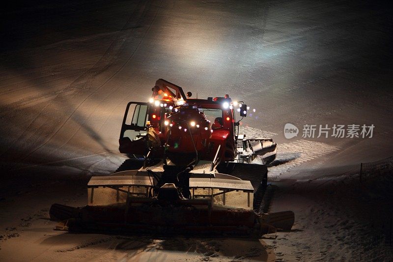 雪地履带式车辆