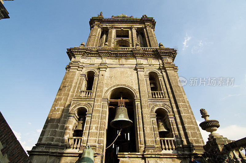 墨西哥城大教堂的钟楼