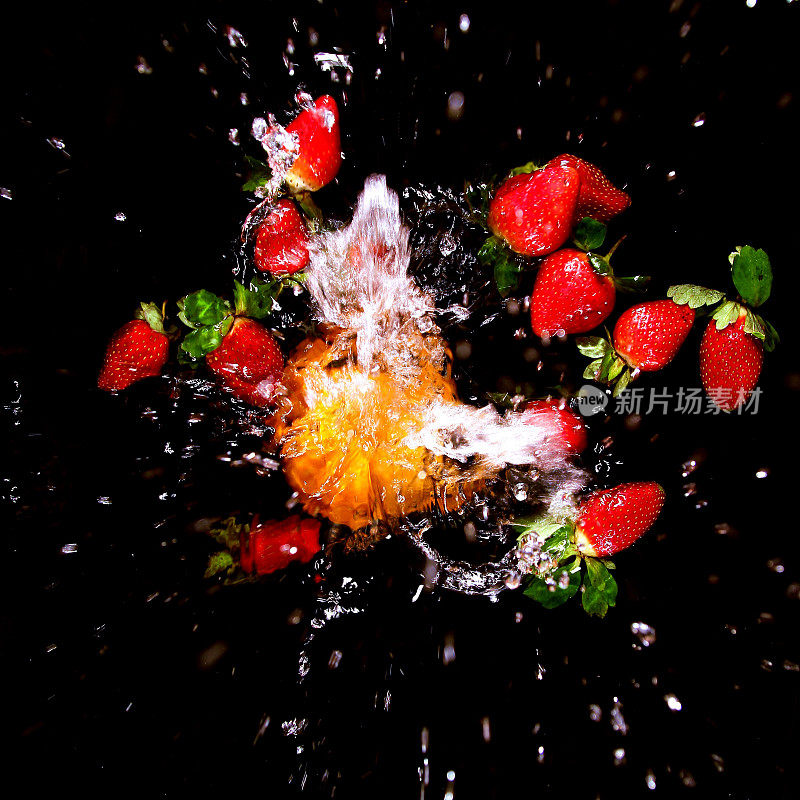 溅水-草莓和橘子
