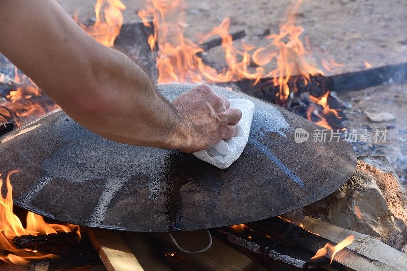 火上的禁忌，野外旅行中临时烹饪的方法