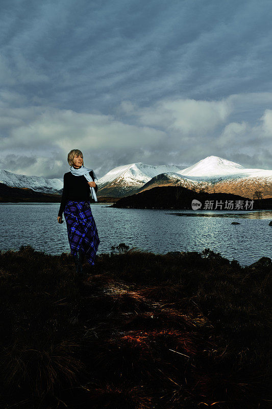 兰诺克荒原的女人，苏格兰高地
