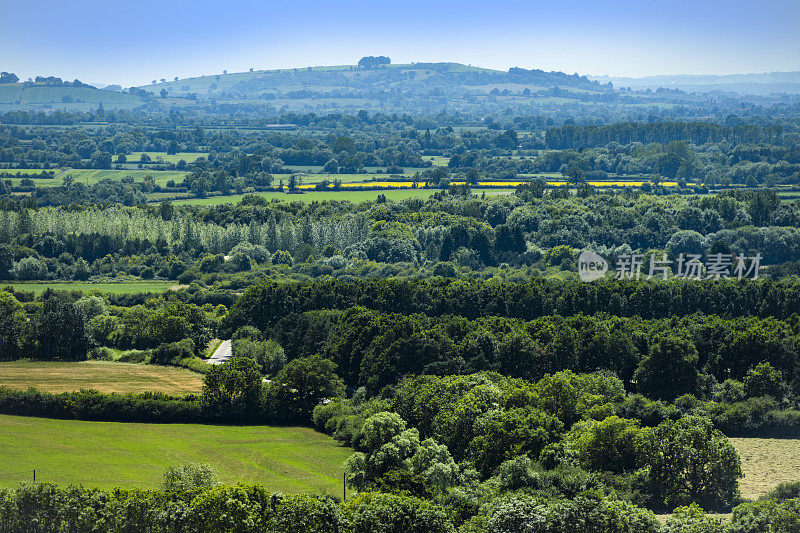 伯顿达塞特山俯瞰英国风景，英国中部的沃里克郡