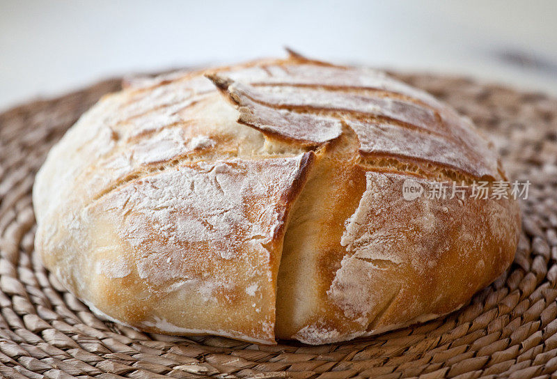 手工制作的酸面包