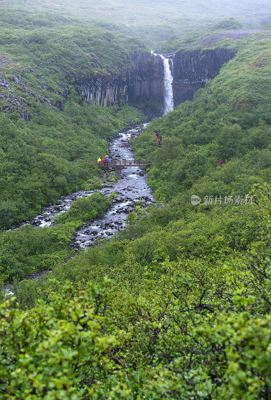 冰岛瓦特纳火山国家公园的斯瓦蒂弗斯瀑布