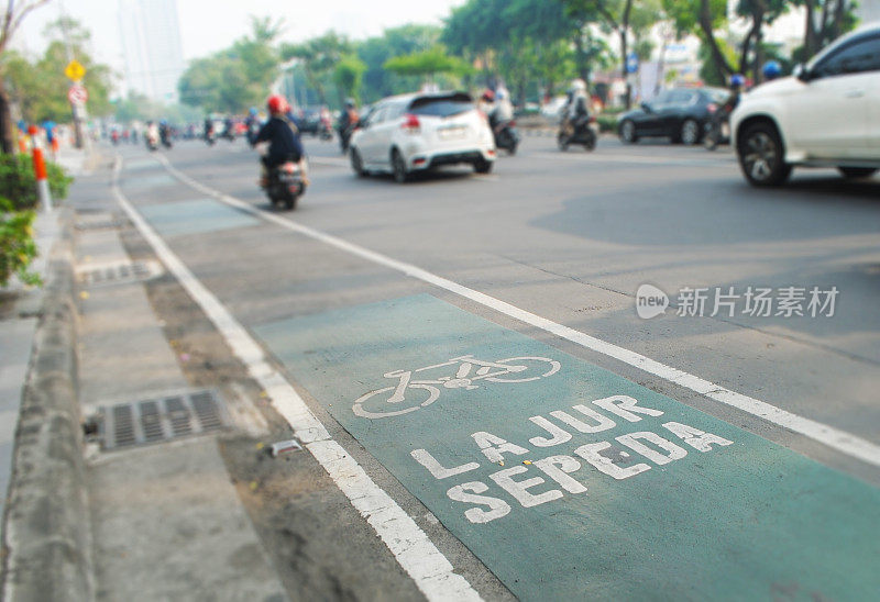 印度尼西亚的自行车专用道。