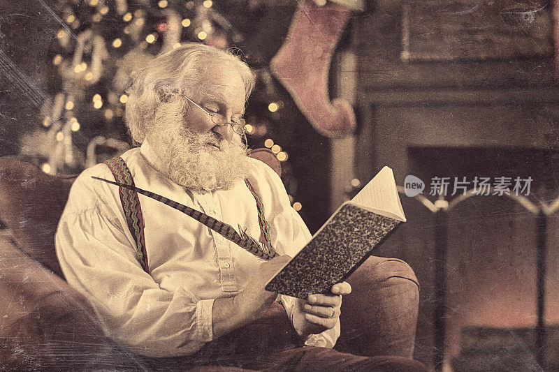 圣诞老人在写他的日记