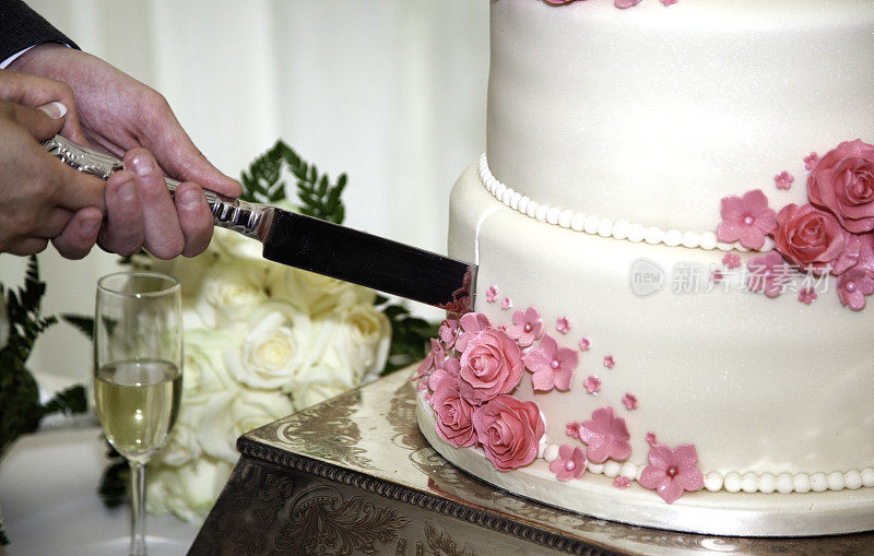 婚礼:切蛋糕