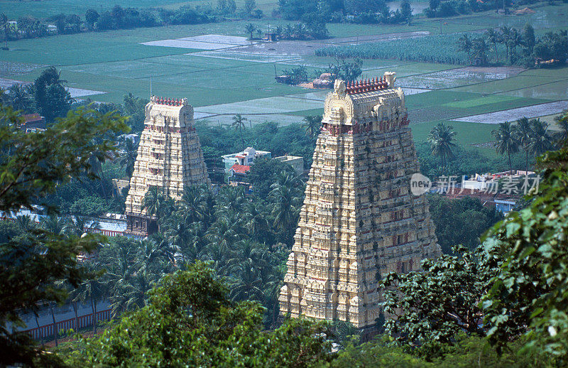 Tirukkalikundram寺庙的Gopuram