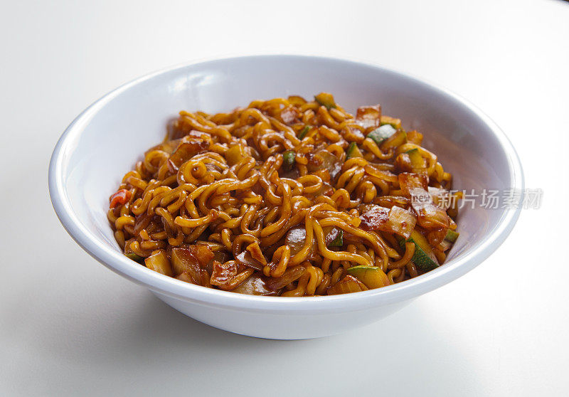 Jajangmyeon、豆豉面条