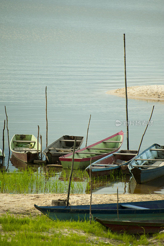 巴西亚马逊河上的独木舟