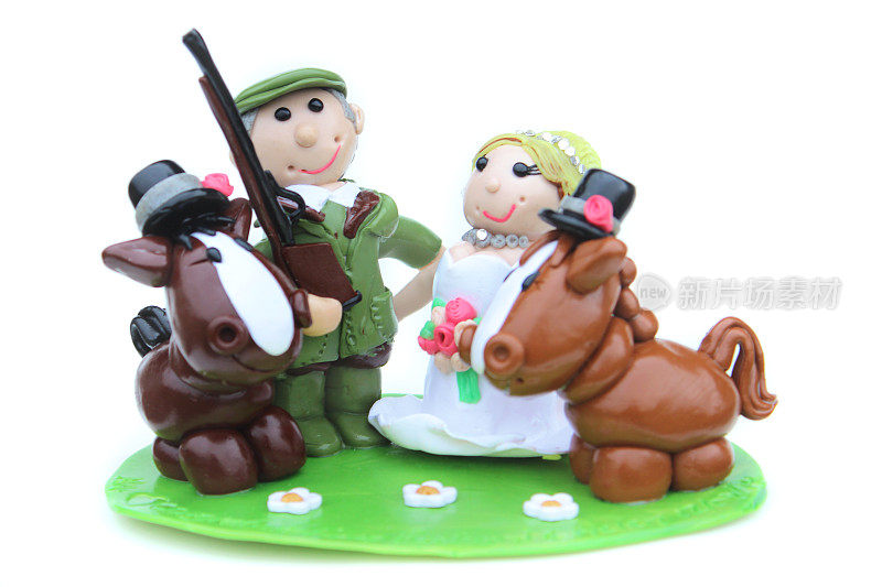自制婚礼蛋糕装饰(聚合物粘土)，乡村新娘和新郎，马猎枪
