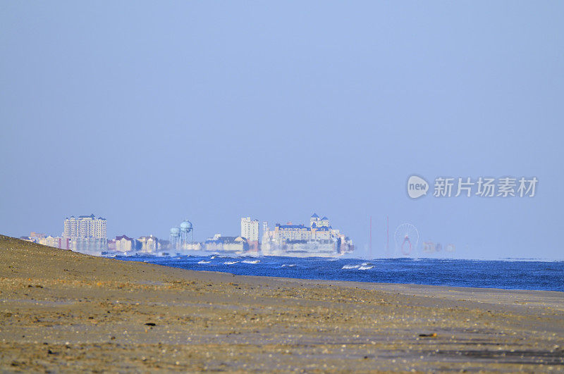 海洋城市天际线扭曲