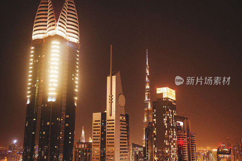 迪拜市中心的城市灯光