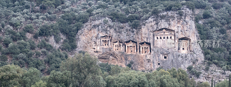 利西亚石刻墓在Dalyan，土耳其