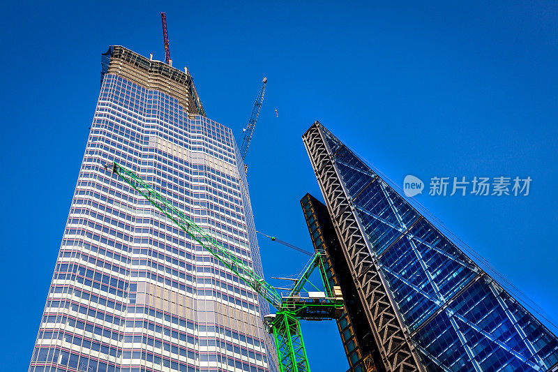 伦敦的摩天大楼和建筑工地