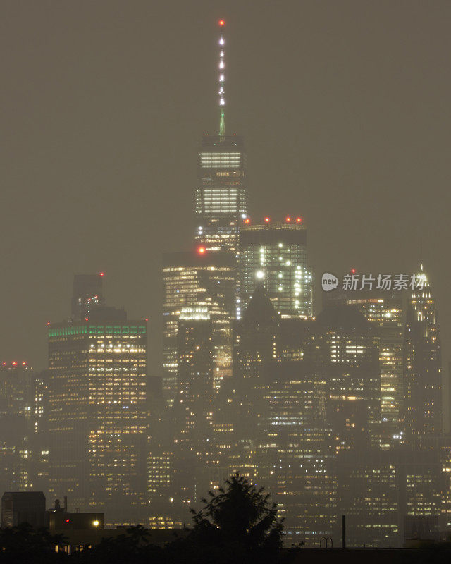 多雨的市中心