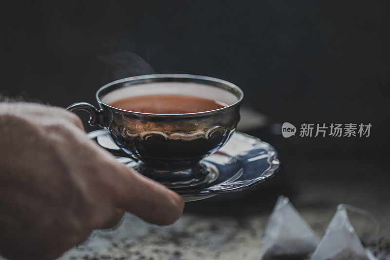 茶是最常见的热饮享受