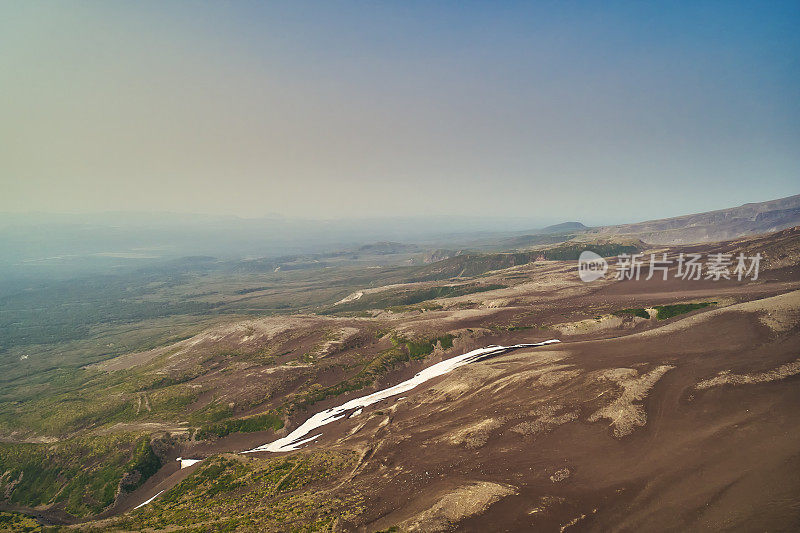 科兹尔斯基火山山麓