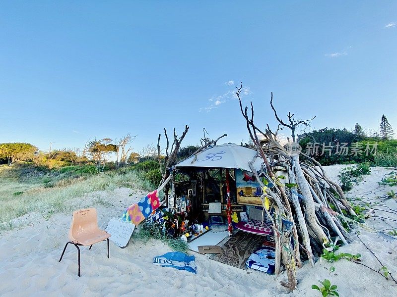 日落的拜伦湾海滩小屋