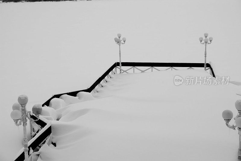 雪-冬天的背景。