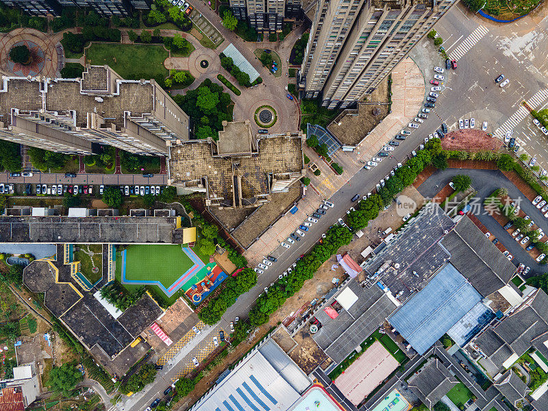 城市住宅建筑与社区绿化鸟瞰图